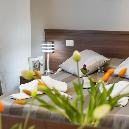 Sweet Holidays In Guest house Rome