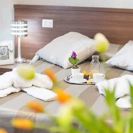 Sweet Holidays In Guest house Rome