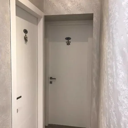 Sweet Holidays In 4*