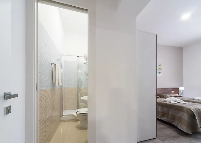 Sweet Holidays In 4* Roma