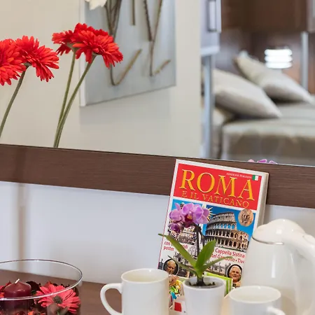 Sweet Holidays In 4* Róma